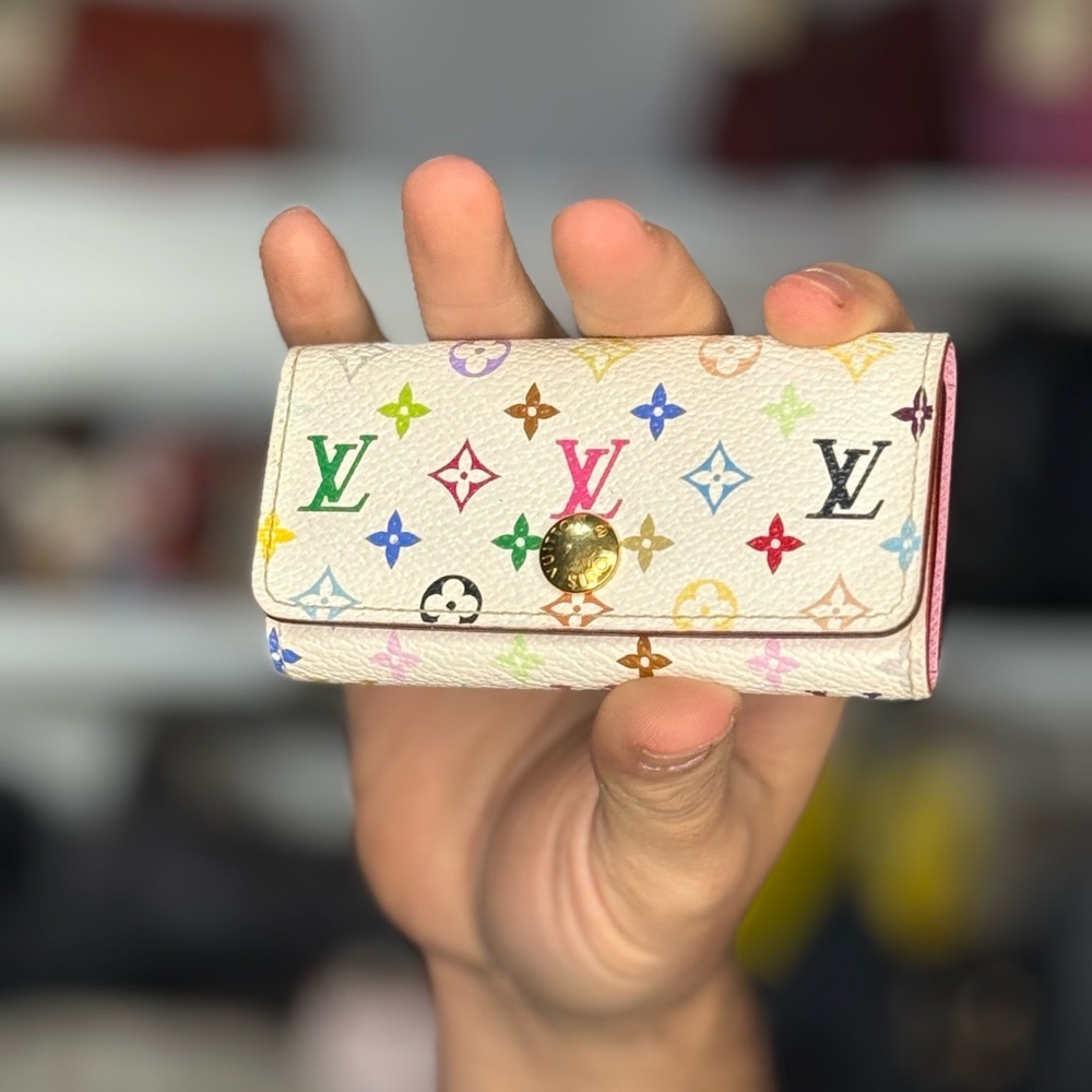 lv murakami key holder